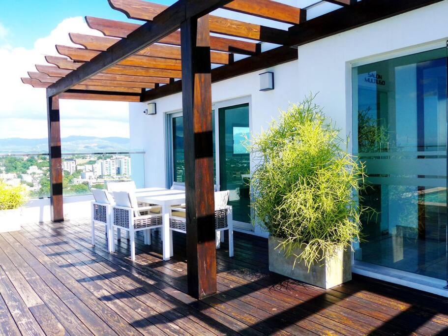 Suites Room Soha II سانتياغو دي لوس كاباليروس المظهر الخارجي الصورة