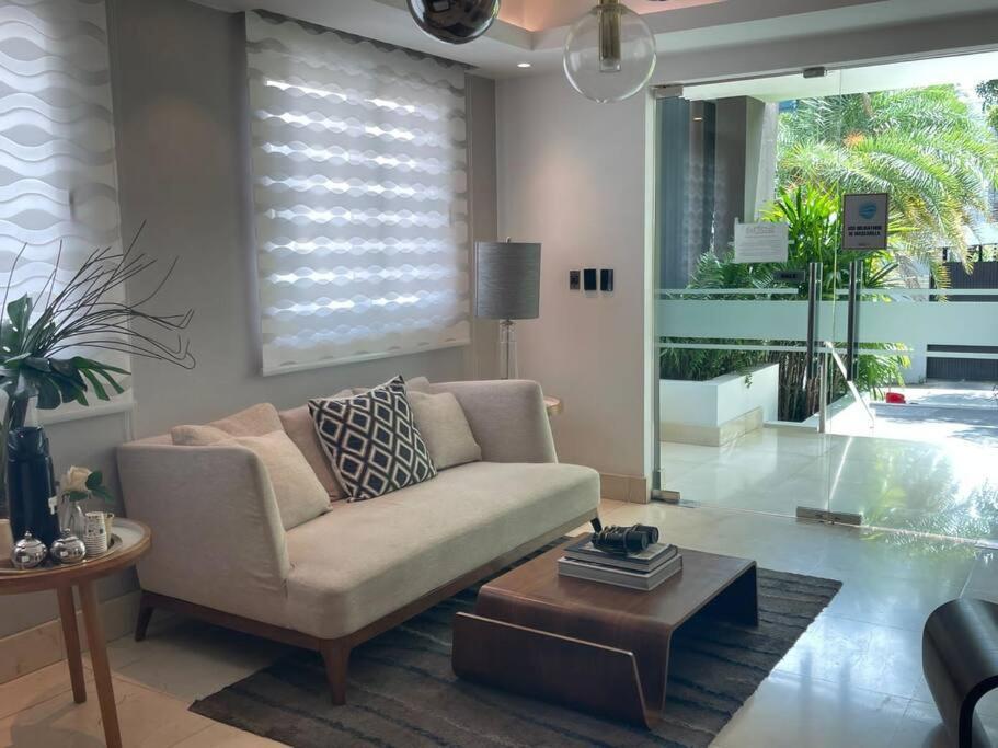 Suites Room Soha II سانتياغو دي لوس كاباليروس المظهر الخارجي الصورة